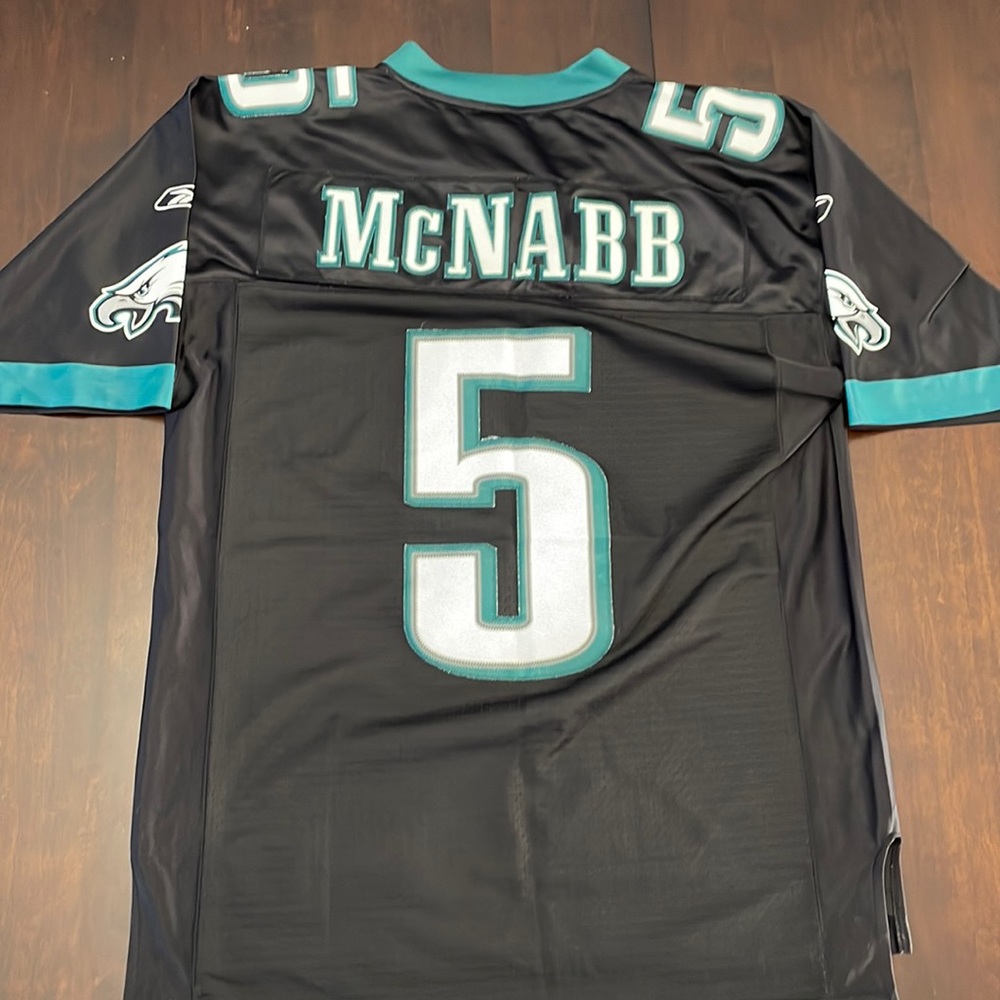 Reebok Eagles Alternate black jersey stitched number and name. Size M